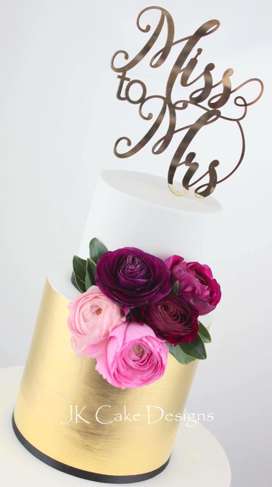 Rustic Wedding Cakes  40 Different Designs to Fit in With Your Theme   Rock My Wedding