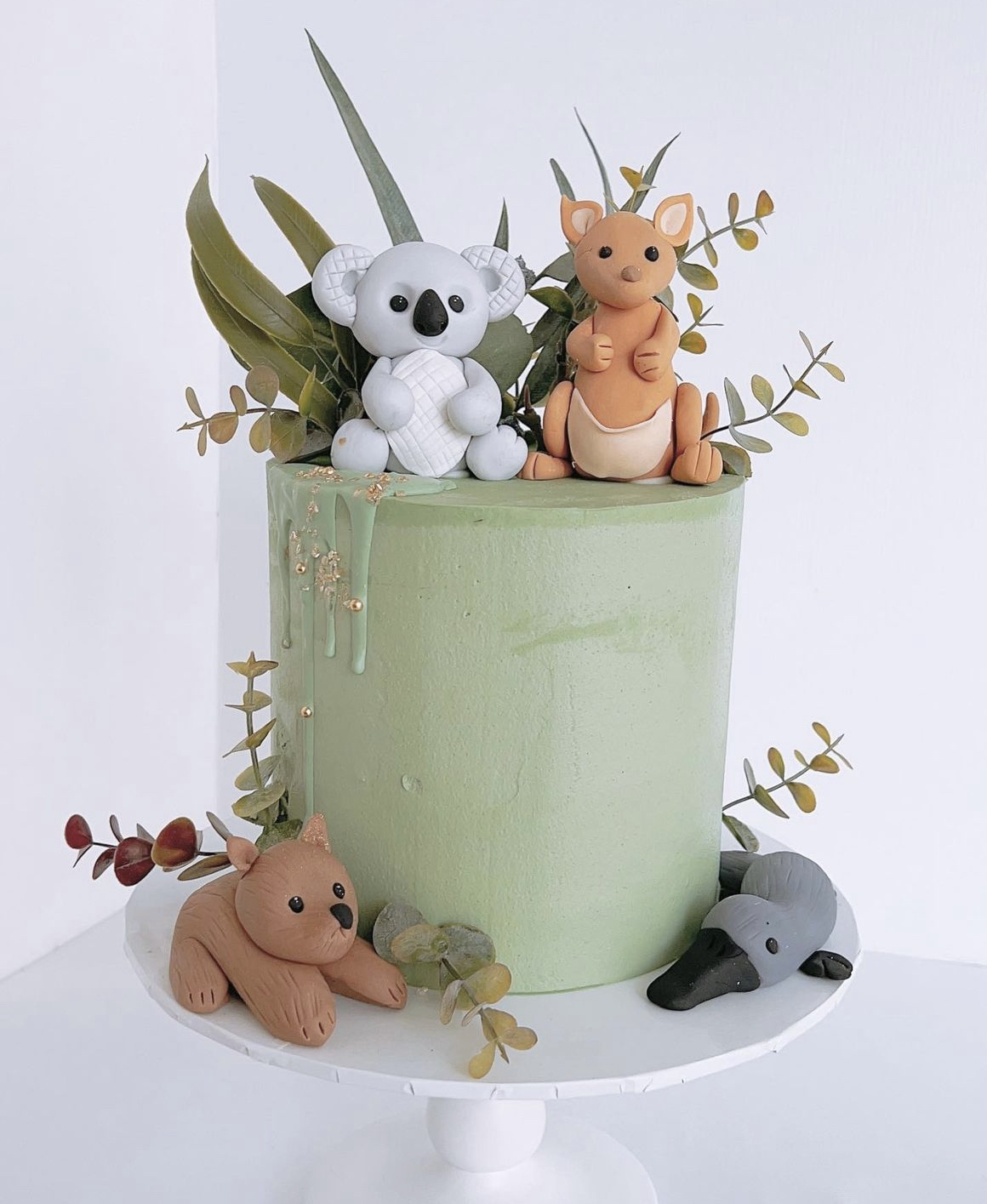 Baby Shower cake - Customised cakes by Kukkr Cakes